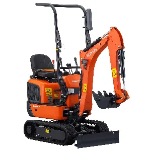 Minikoparka Kubota K008-5 widok z przodu z prawej strony
